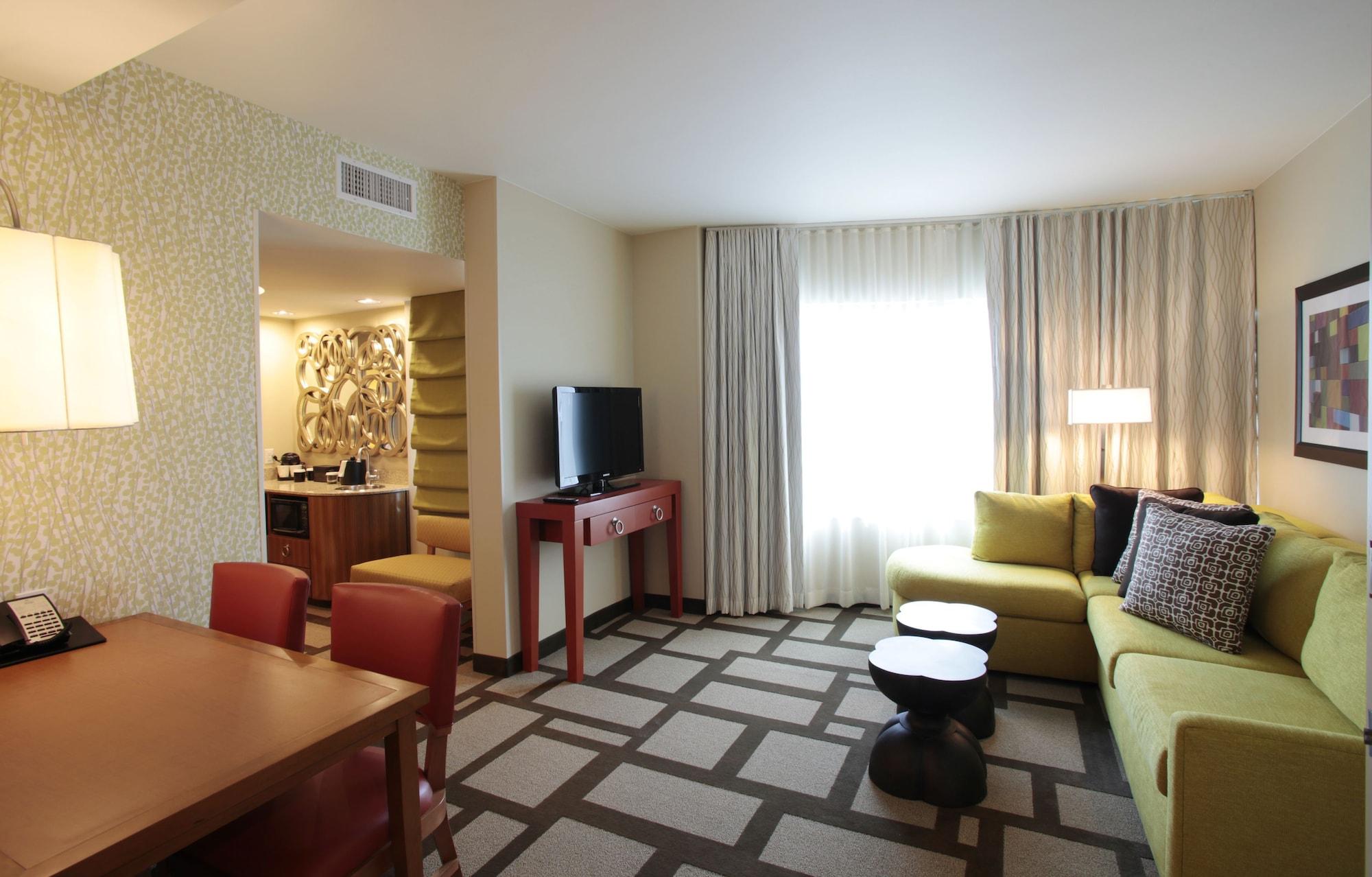 Embassy Suites Houston - Downtown Екстериор снимка