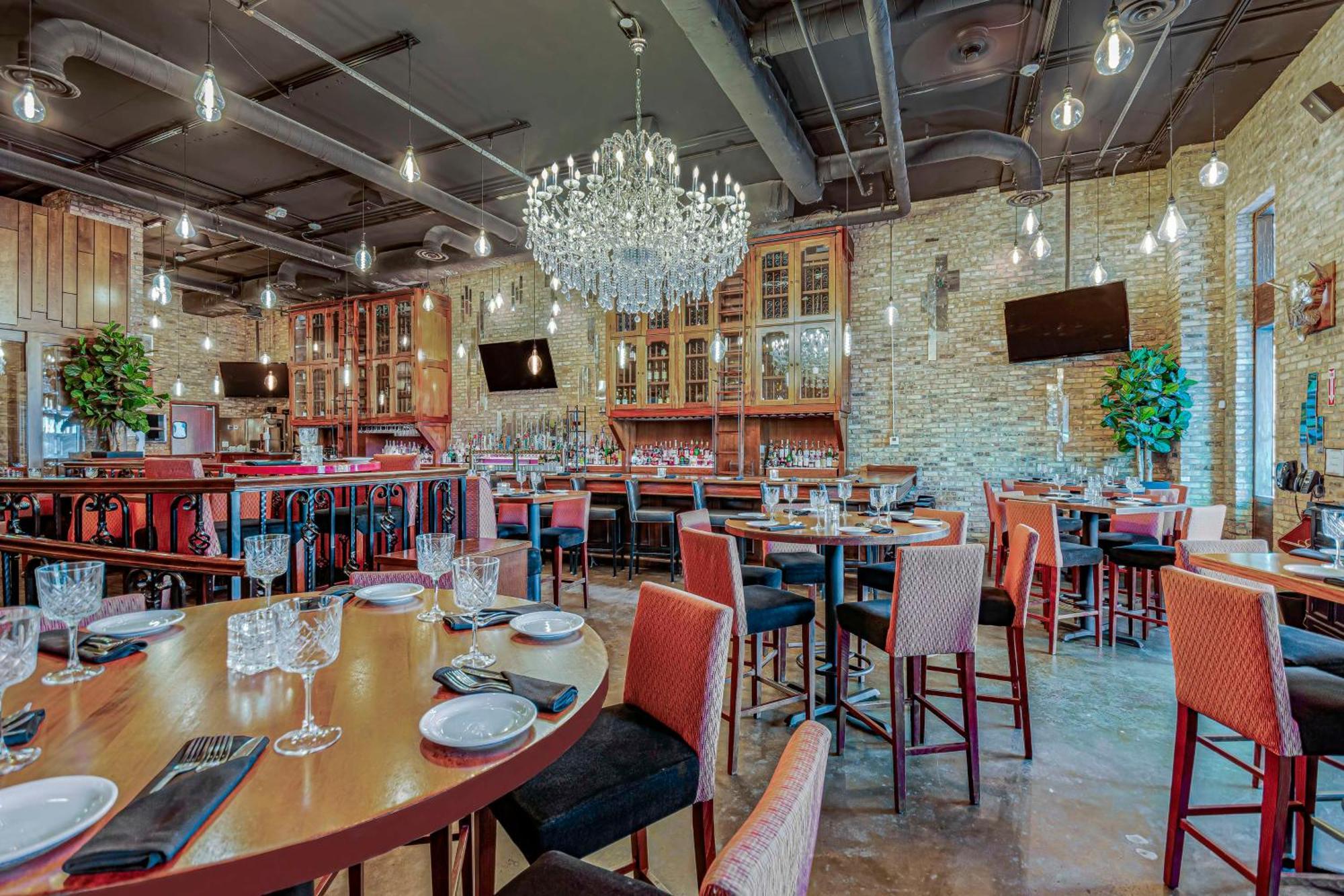Embassy Suites Houston - Downtown Екстериор снимка