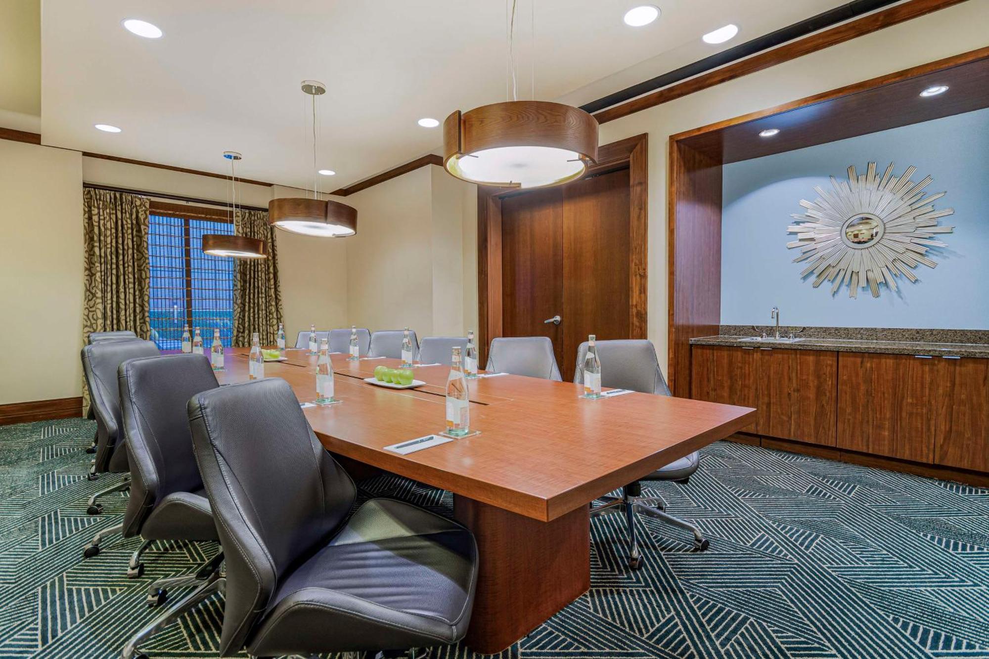 Embassy Suites Houston - Downtown Екстериор снимка