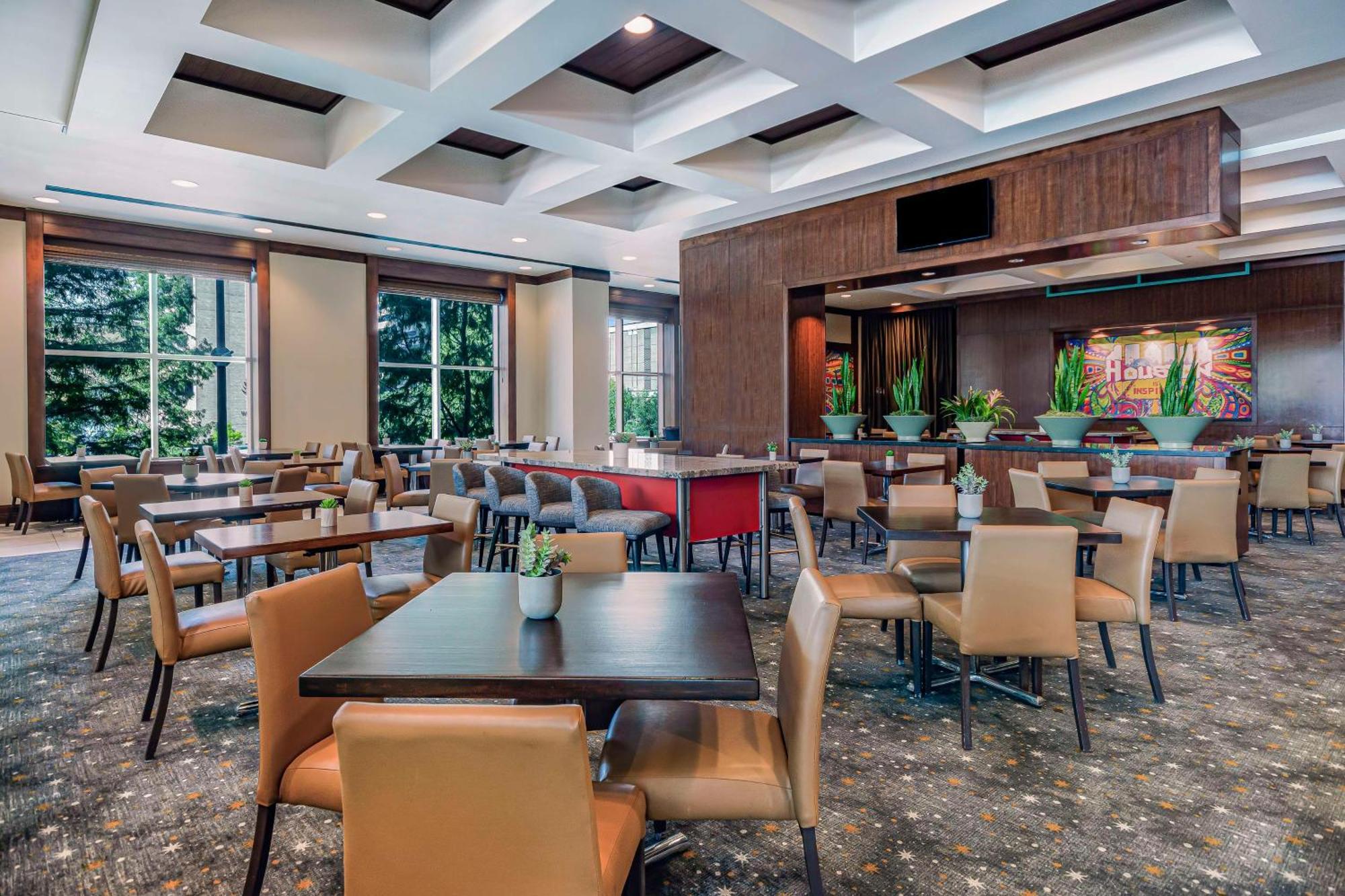 Embassy Suites Houston - Downtown Екстериор снимка