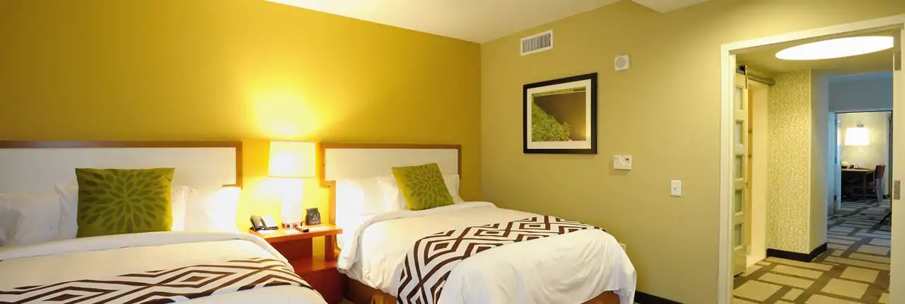 Embassy Suites Houston - Downtown Екстериор снимка